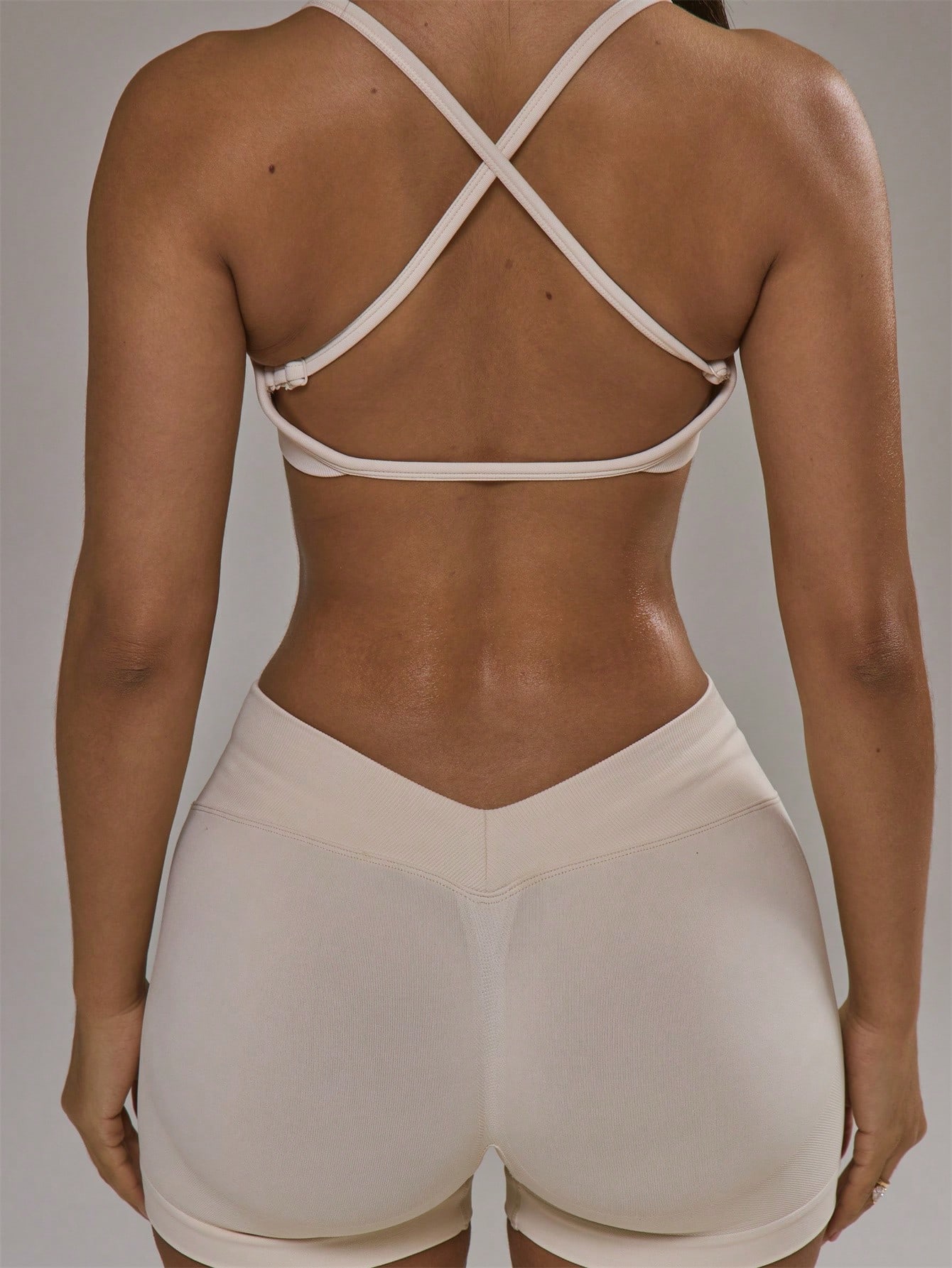 Cross Back Sports Bra & Scrunc - Yoga Fitness Wear recensione e prezzo