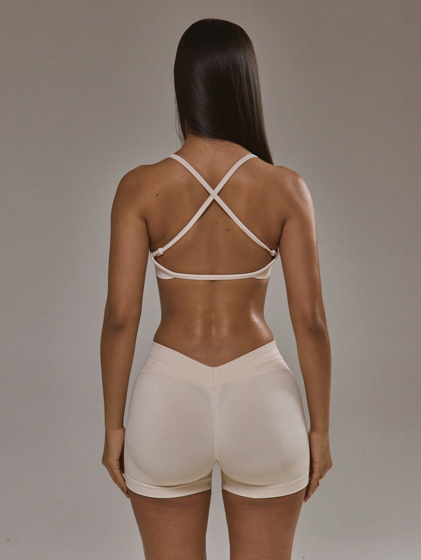 Cross Back Sports Bra & Scrunc - Yoga Fitness Wear recensione e prezzo