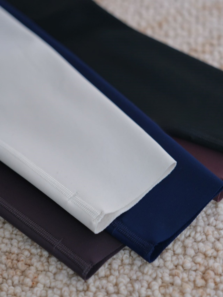 Slimming Yoga Pants Fce-lined  - Oxygen Yoga & Fitness Yonge & Eglinton recensione e prezzo